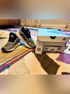 Adidas Swift Run 1.0 - 9K